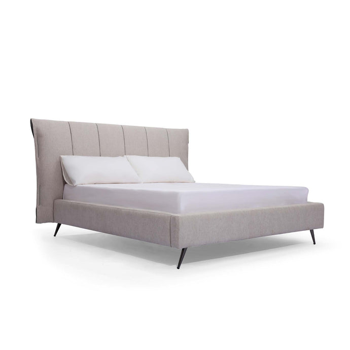 A flat headboard bedframe is a sleek and minimalist option for those looking to add a touch of sophistication to their bedroom. Finley's headboard design is space saving, fits into any bedroom interior easily. Plus, with its understated elegance, it provides a versatile backdrop for your bedding accessories. 